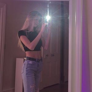 Meet your Posher, Taight